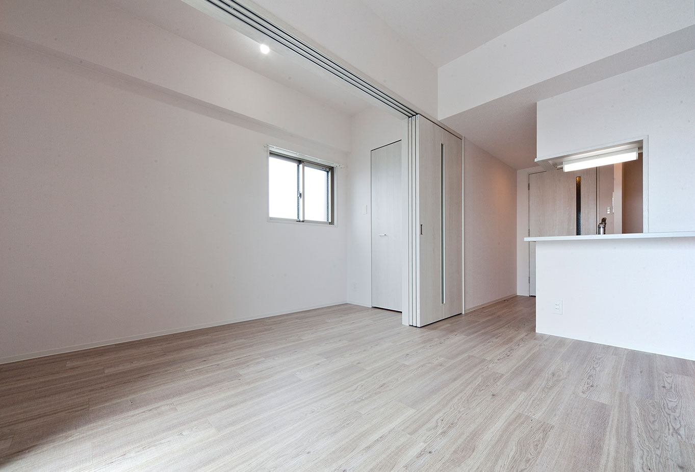 PRIVATE ROOM
