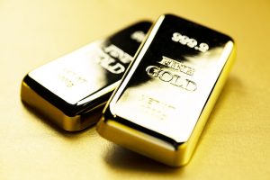 株価が下がっているのに金価格も下落？　「株安 = 金高」の定説の誤解について徹底解説